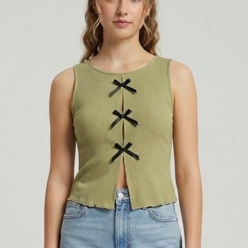 NWOT Women's Sage Olive Green Ribbed Tank Top Black Bow Accents Size Medium